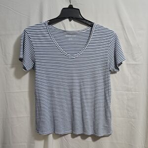 American Eagle Womens Medium Navy and White Striped V-Neck Tee